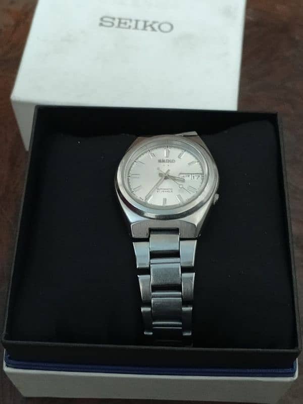 Seiko 5 21 jewels Automatic japanese watch 1