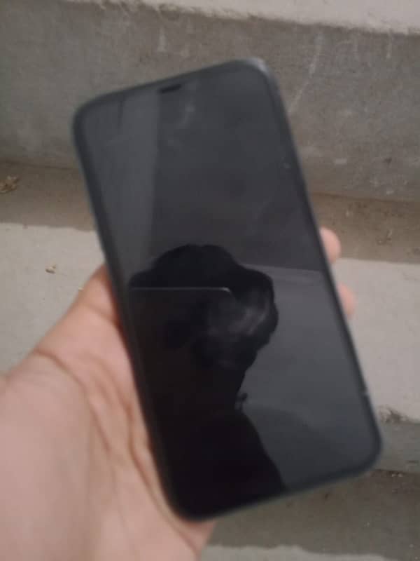 iPhone 11 pta for sale 1