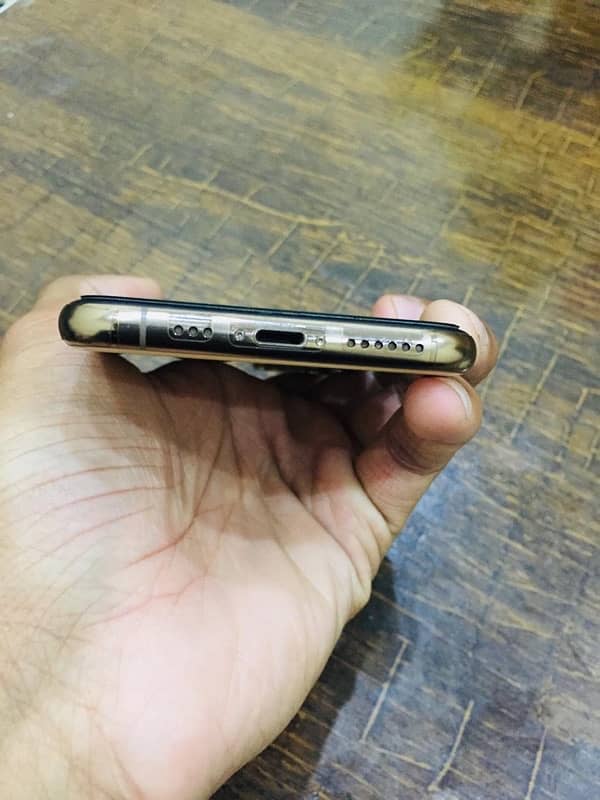 Iphone 11pro factory unlock 64gb 2