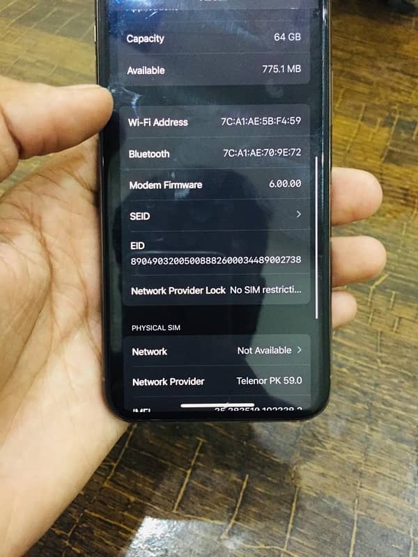 Iphone 11pro factory unlock 64gb 7