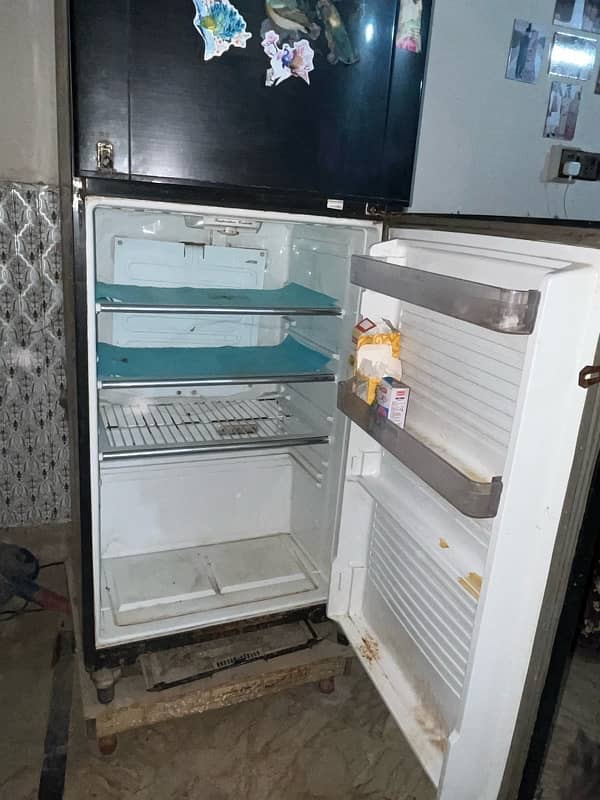 DAWLANCE FRIDGE For Sell 1