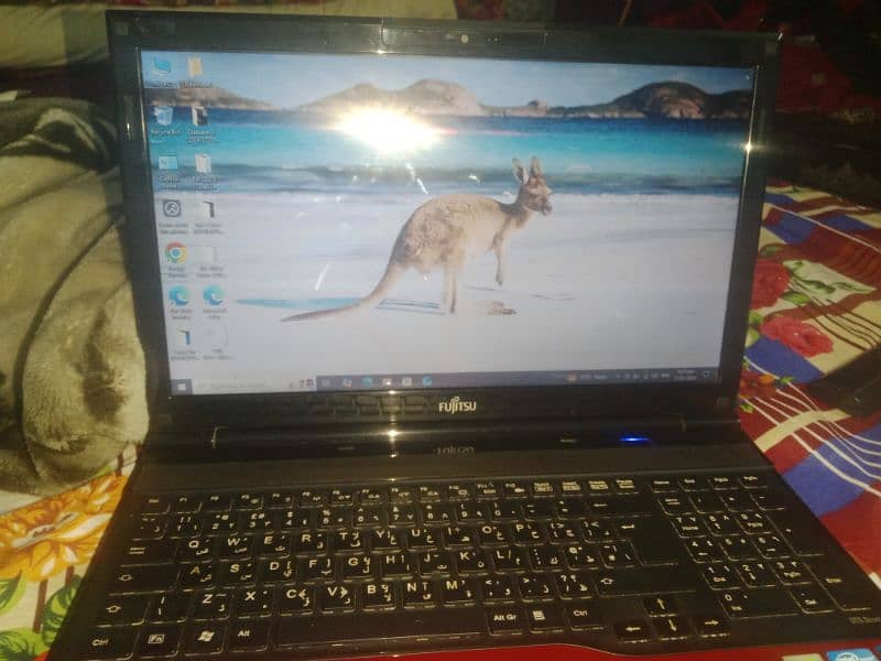 Fujitsu A series' laptop   03214030266 2