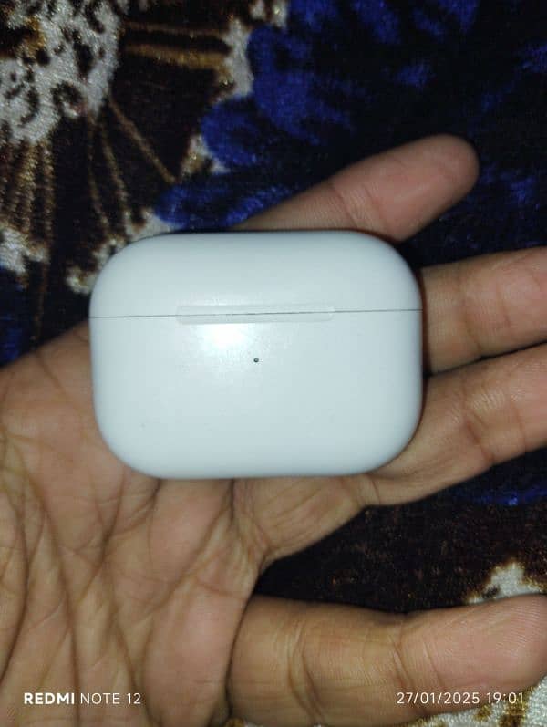 air pods pro 2nd generation 0