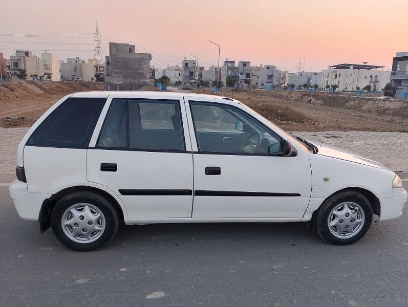 Suzuki Cultus VXR 2011 3