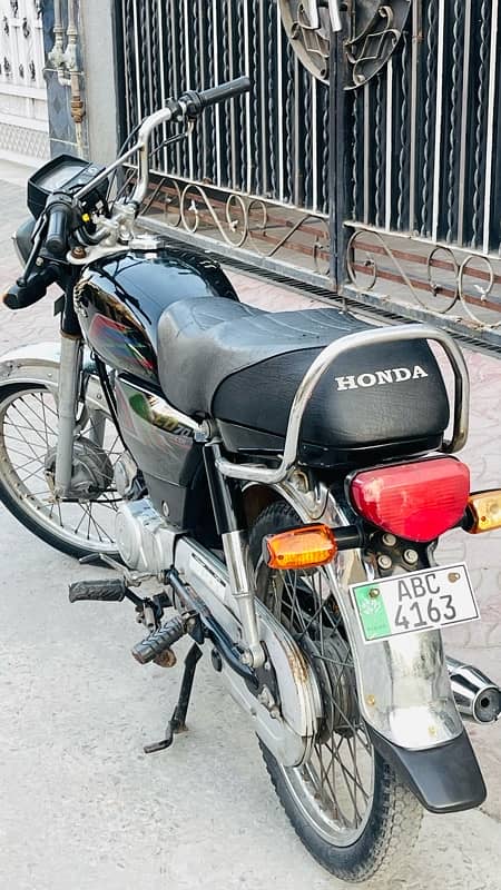 HONDA CD-70 2021 2