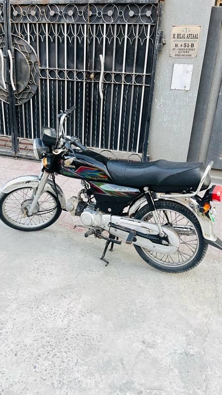 HONDA CD-70 2021 5