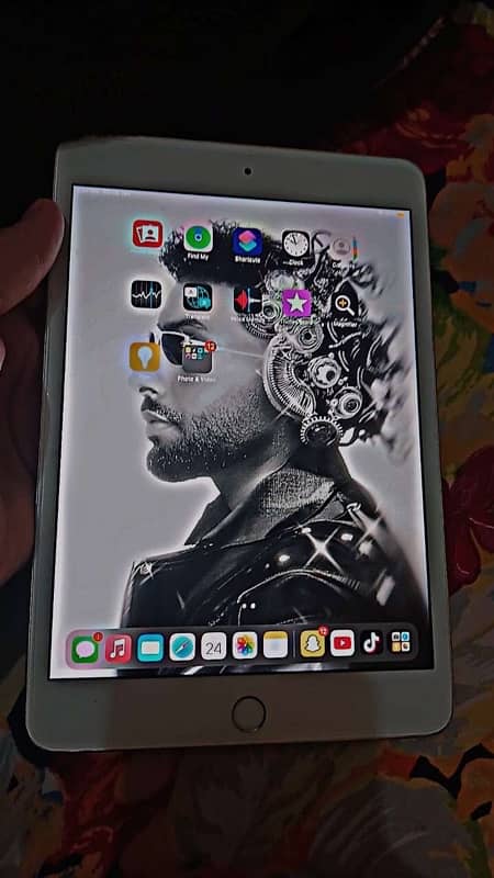 iPad mini 4 0