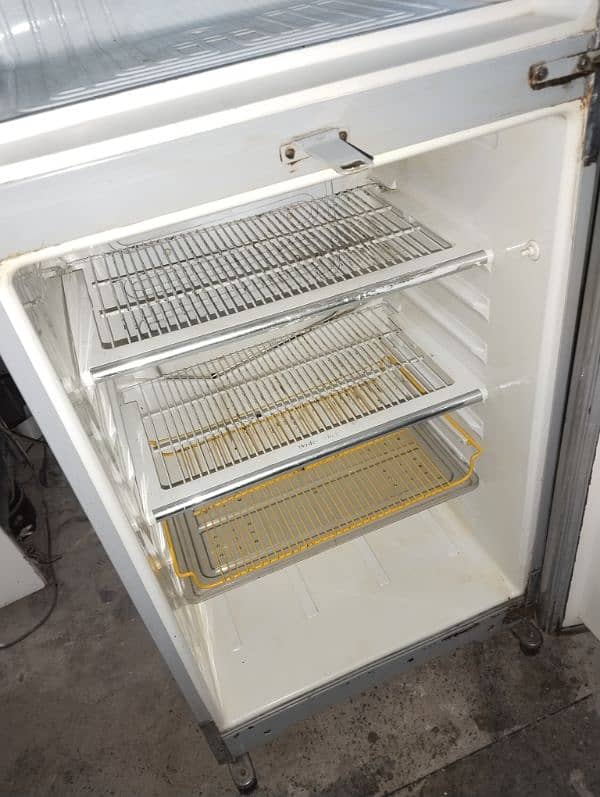 Dawlance Fridge (ready to use) 2