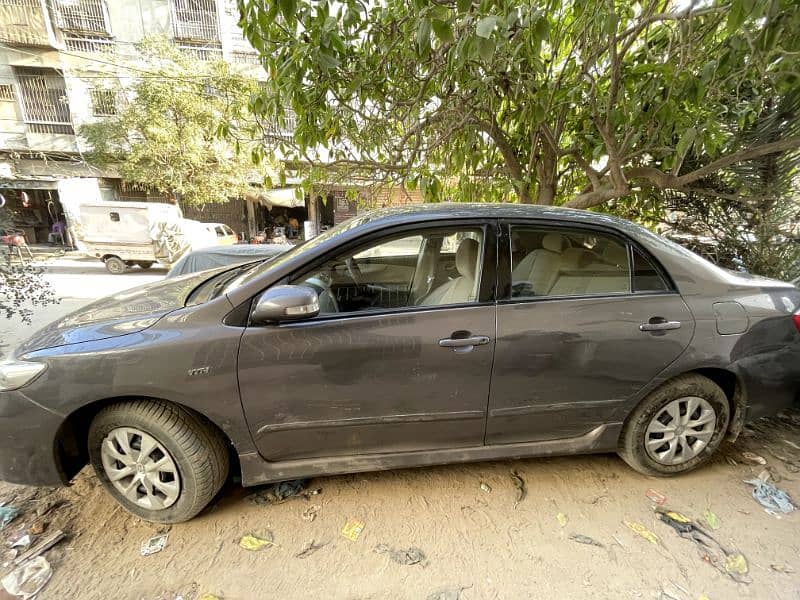 Toyota Corolla GLI 2013 1