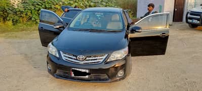 Toyota Corolla Altis 2012