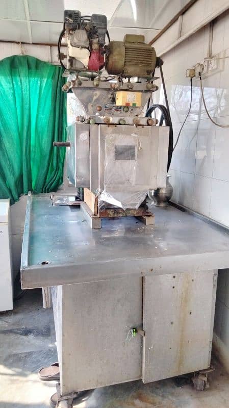 Sugar cane Juice Machine 1