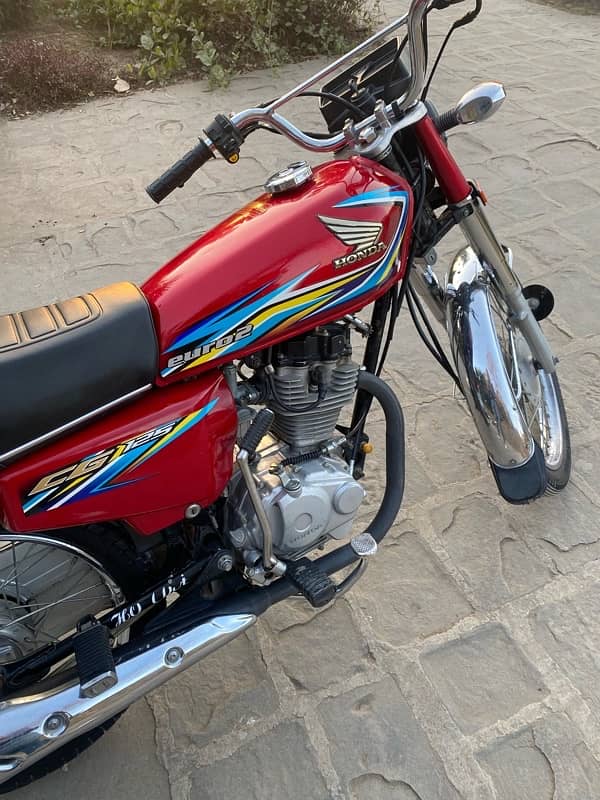 Honda cg125 2018  model first owner total janwan 1