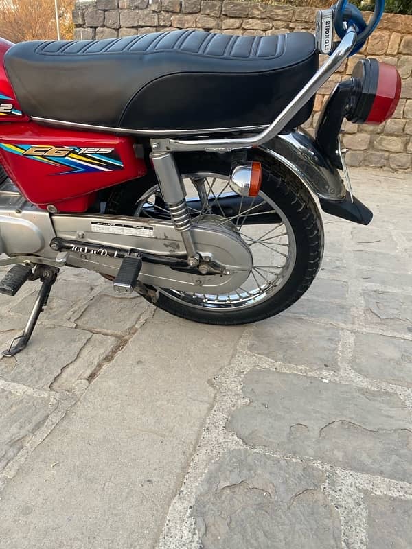 Honda cg125 2018  model first owner total janwan 5