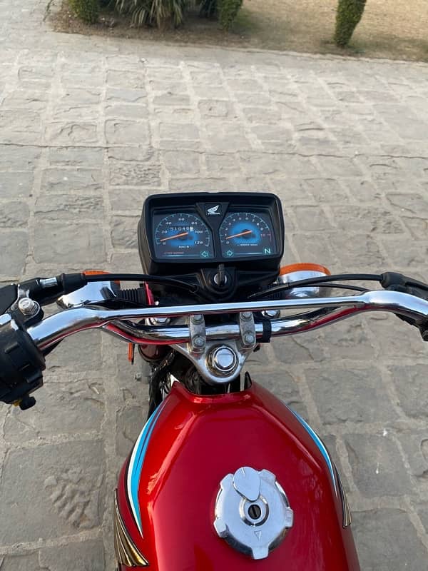 Honda cg125 2018  model first owner total janwan 11