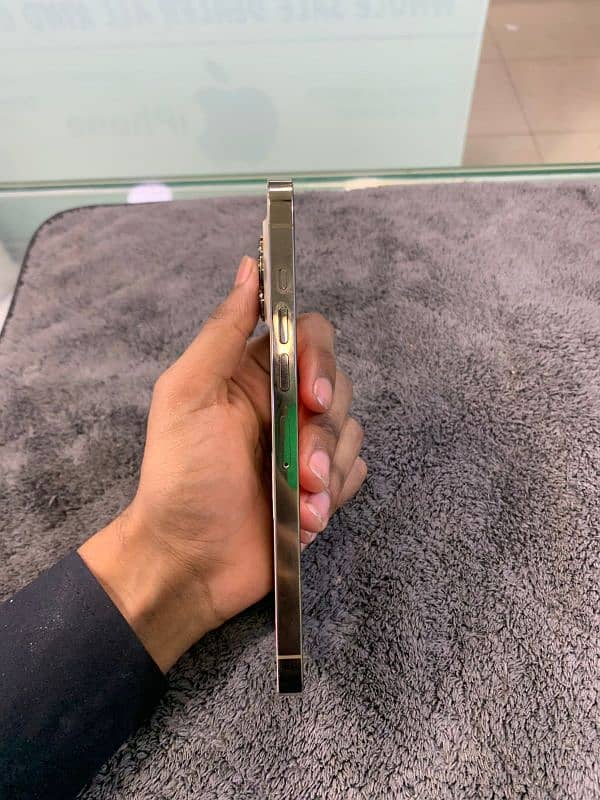 Iphone 13 pro max 256Gb Non Pta 3