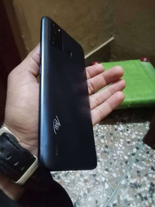 itel vision1pro 3/32 Android version 10 4G 2