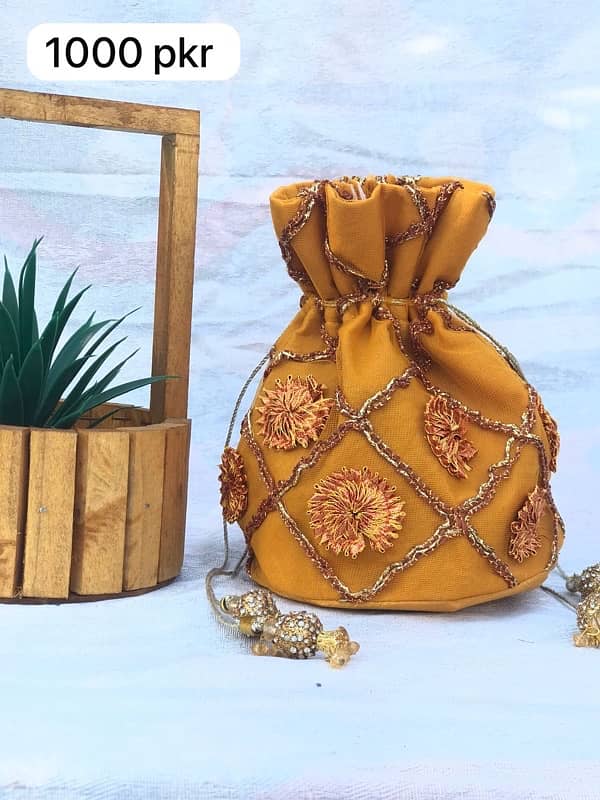 potli bags / clutches 11