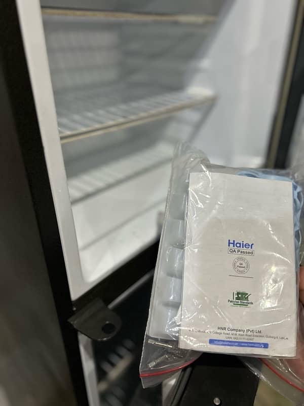 Haier HRF-336 Refrigerator. 3