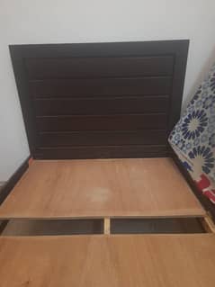 bed available for sell