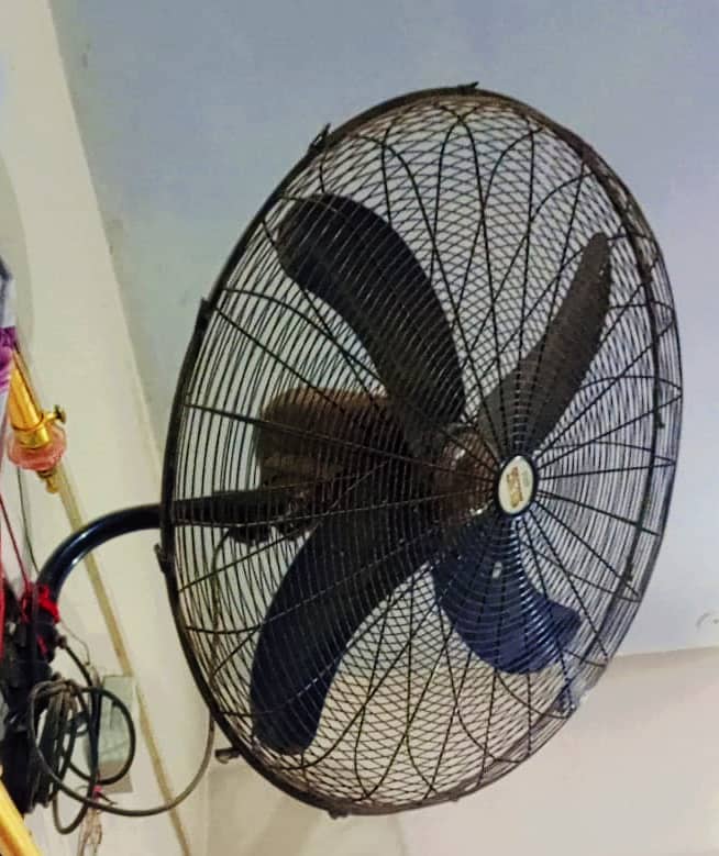 GFC Mega Full Size Wall Fan New Condition 2