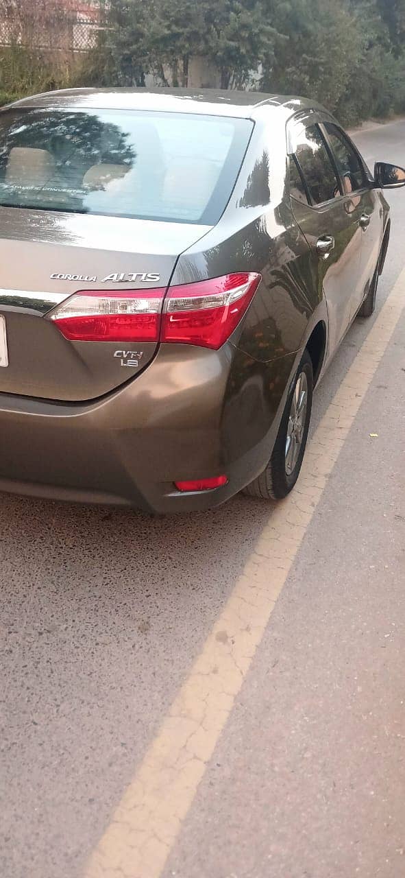 Toyota Corolla Altis 2016 12