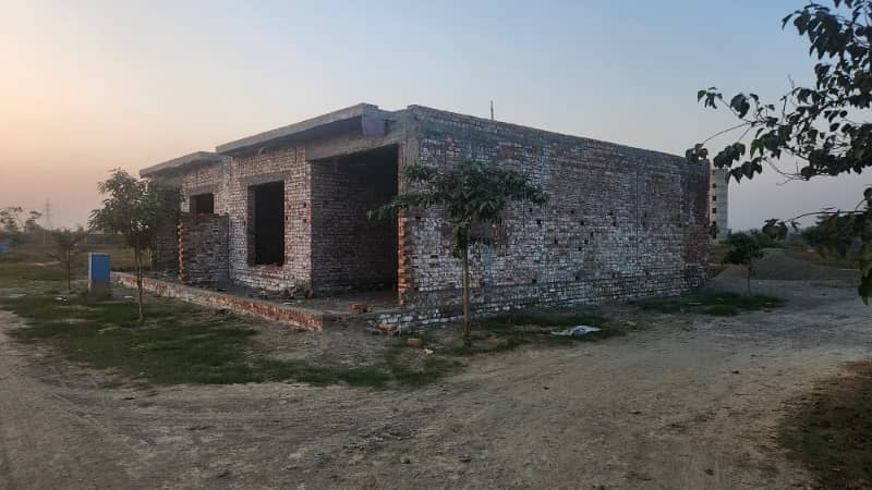 5 Marla Possession Ready Plots For Sale On 2.5 Years Easy Monthly Instalments In Zaamin City Lahore 4