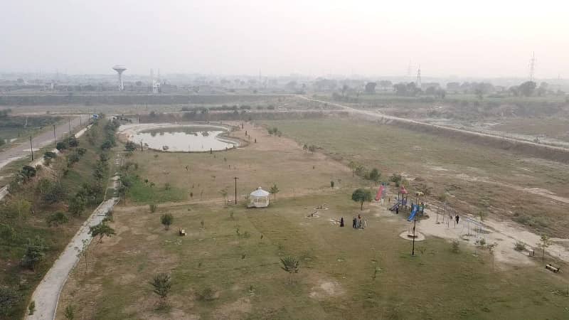 5 Marla Residential Plots For Sale on 2.5 Year Monthly Instalments with Possession on Booking Price in Zaamin City Lahore 9