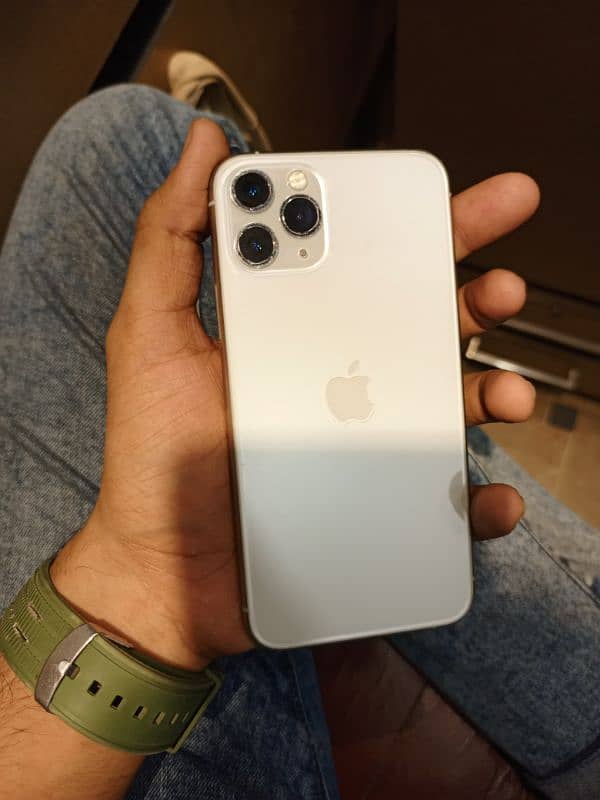 iphone 11pro 4