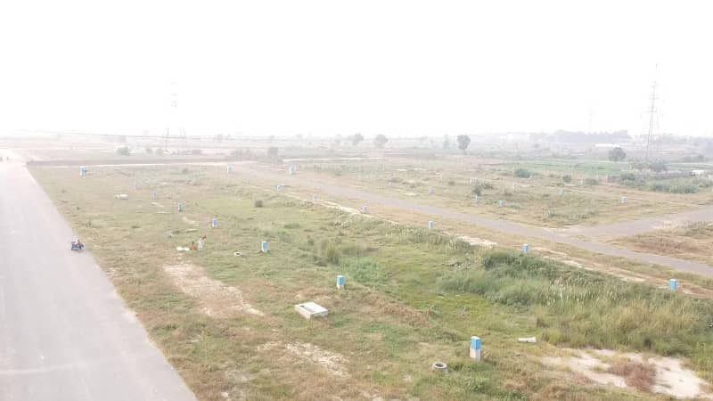 5 Marla Possession Ready Plots For Sale On 2.5 Years Easy Monthly Instalments In Zaamin City Lahore 9