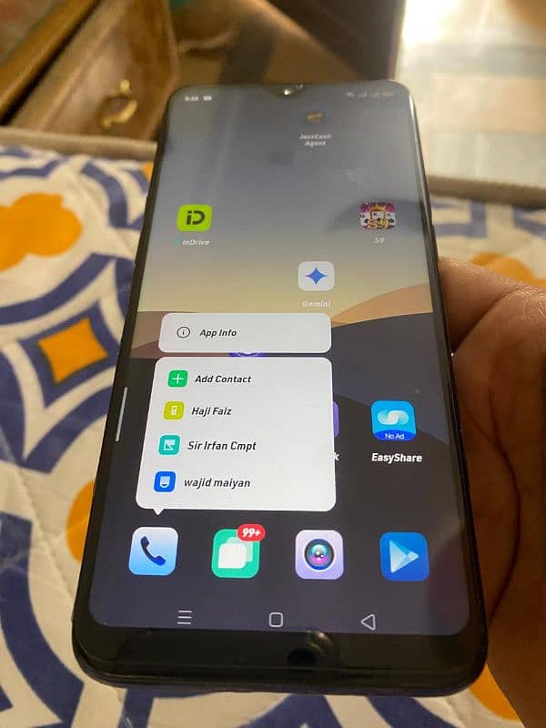 oppo f9 condition 10/9 bhot saf set pra h Sirf rang ka colur 4