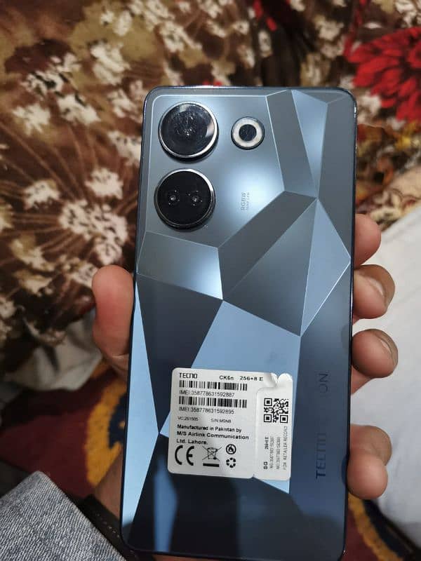 tecno camon 20 8+8gb 256gb with box 4