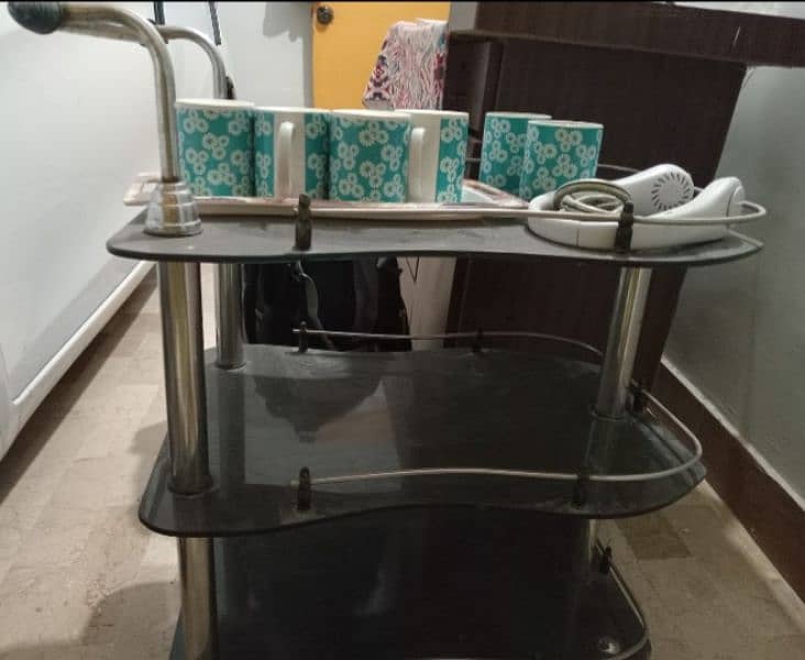 Selling Tea Trolley 1