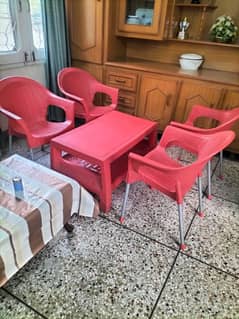 4Chairs & 1Table (Boss Company)