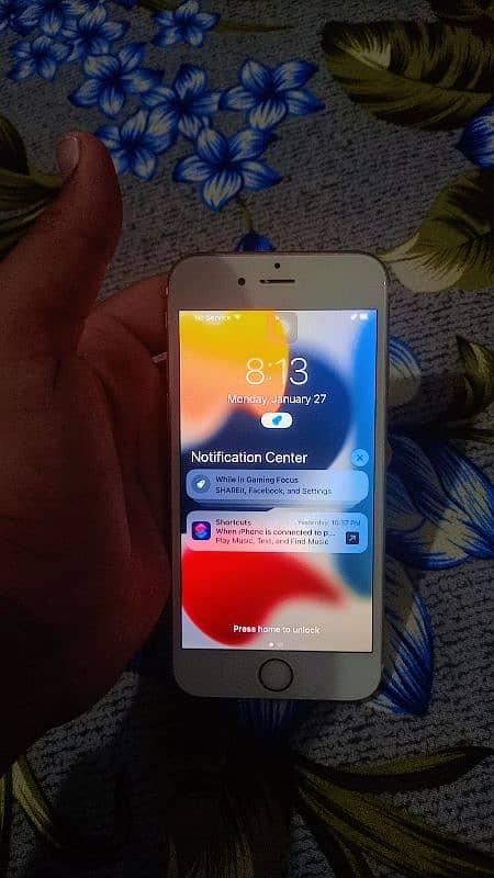 i phone 6s 64gb non PTA 4