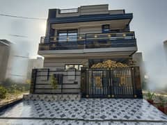 5 Marla Brand New Beautiful Or Modern Design House Solid Construction A+++ Gated Area Near Park Market And Mosque Near To Main Boulevard