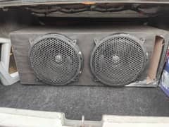 Orignal kenwood double woofer with orignal 4 and 2 chanel amplifier