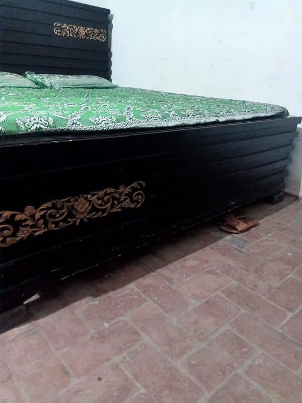 double Bed with dressing without matres 1