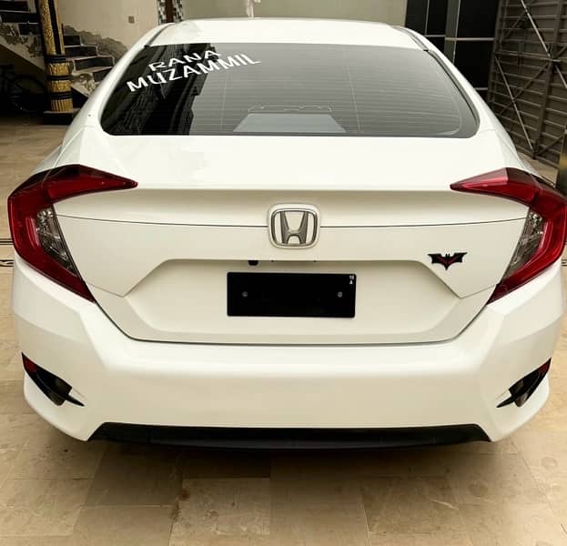 Honda Civic Oriel 2018 1