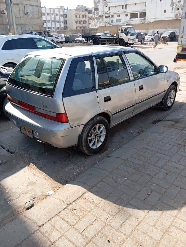 Suzuki Cultus VXL 2001 4