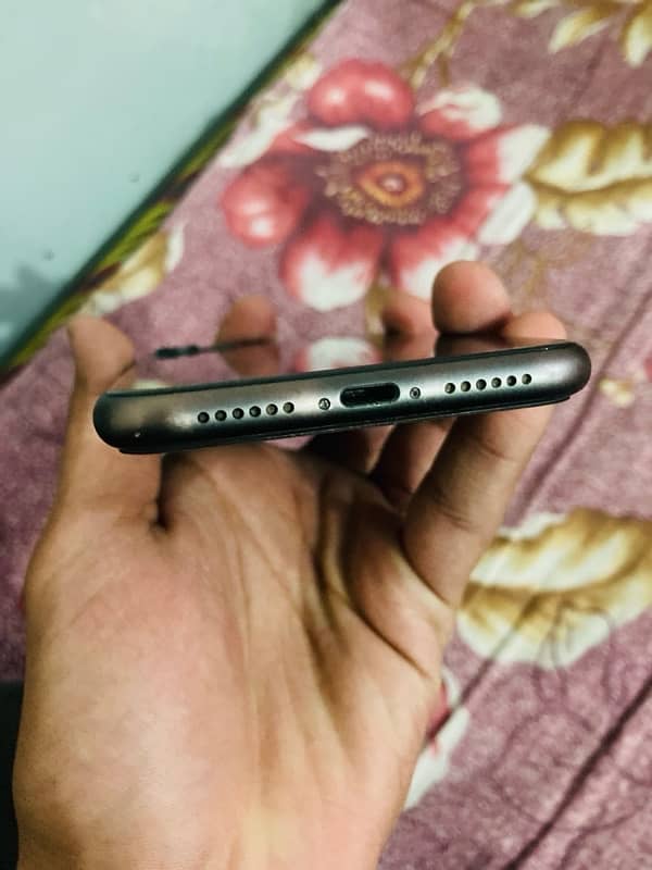 IPHONE 11 jv 64gb 3