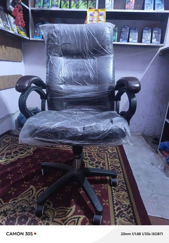 office chair for sale only one month use 1