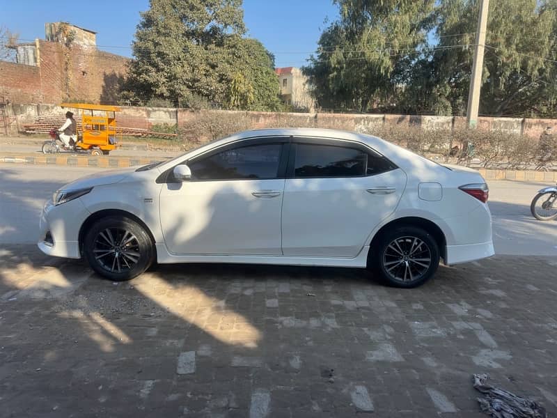 Toyota Corolla Altis x 1.6 Special Edition 2021 2