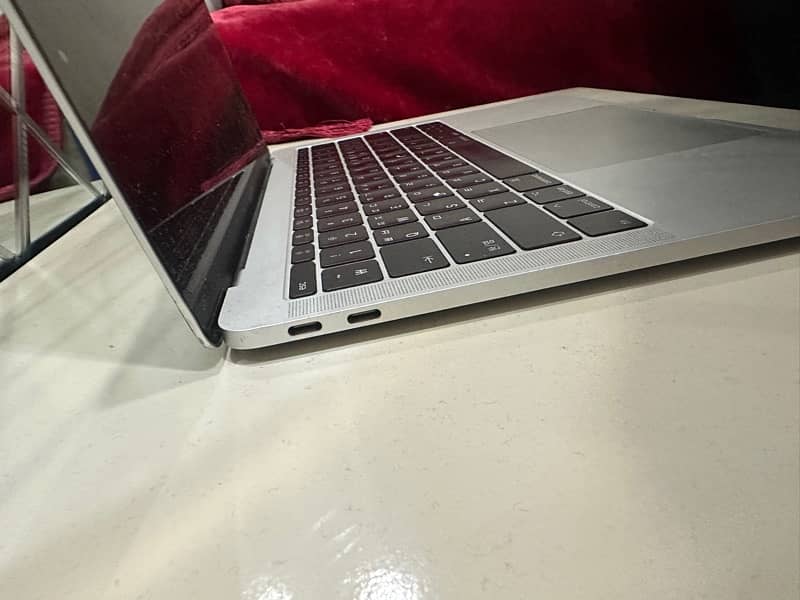 macbook pro 2017 5