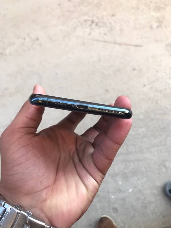 iPhone 11 pro max 64 gb jv 5