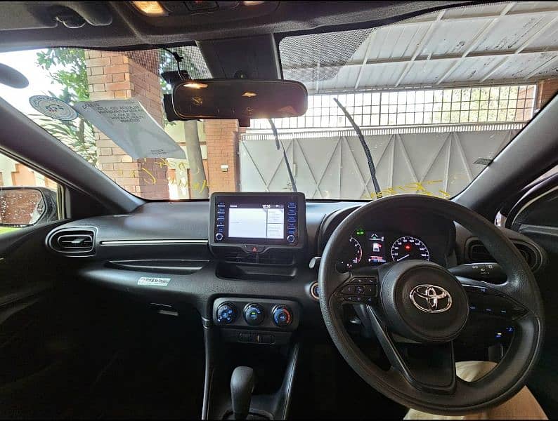 Toyota Yaris 2020 X Full Option 4