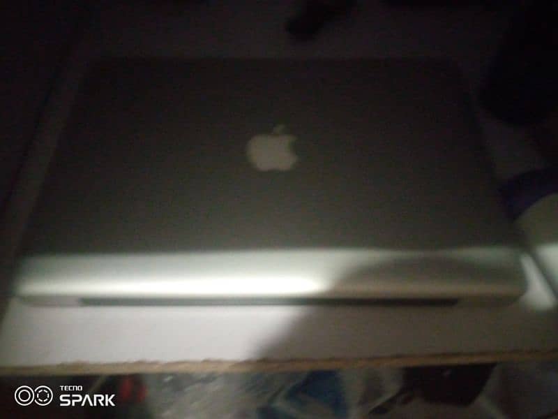 apple macbook 1