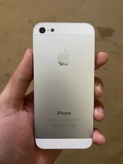 Iphone 5 32GB PTA Approved