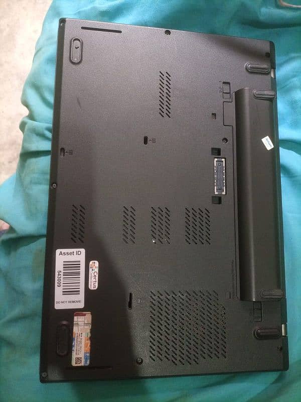 Lenovo L450 i5 5th generation  4 gb ram 320 Hdd 4