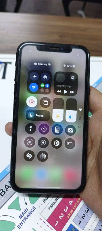 iPhones XR Black 6