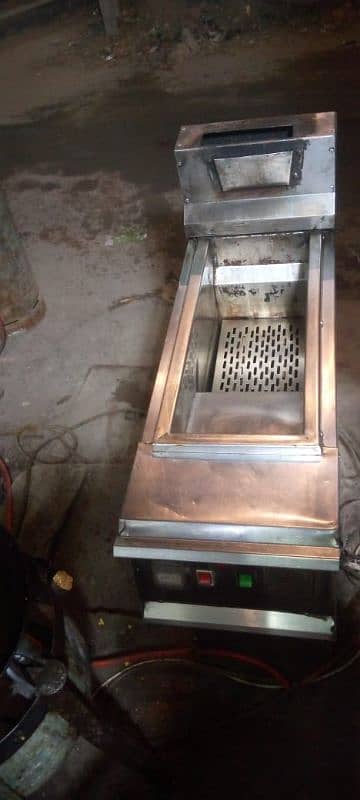 16 liter Double Tube  Fryer for Sale in very Good Condition 0